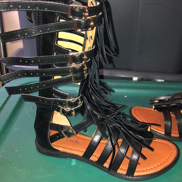 Link - Picture 5 of 8